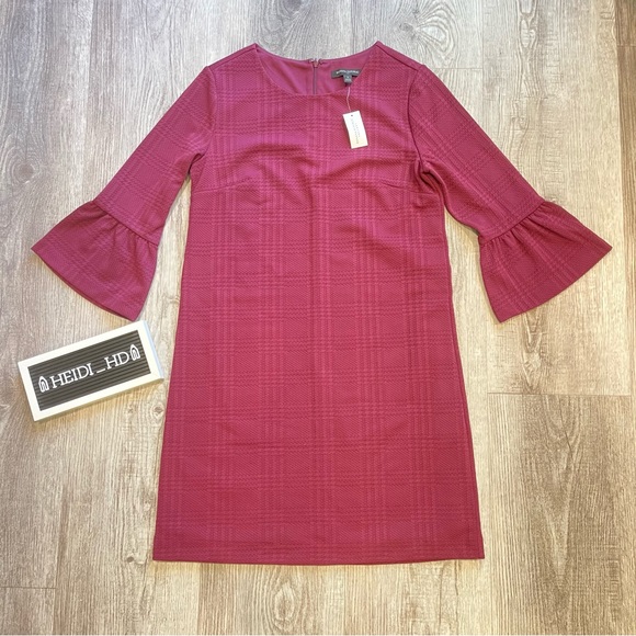 NWT - Bananas Republic Burgundy Dress - Picture 1 of 6